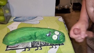 Pickle Rick facial