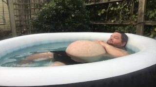  bloat hottub clip