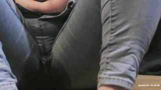Gamer girl desperate to pee in jeans!