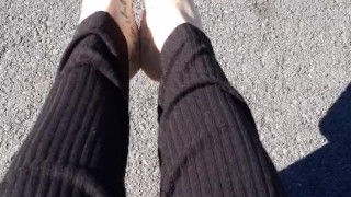 NAKED FEET OUTDOOR