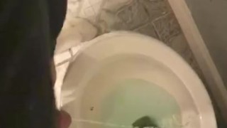 Slow motion pissing(using slow motion effect Iphone11)