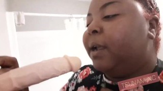 BBW DONI ROSE AKA BOOBIIGODDESS CUMS FOR HER TOYS
