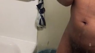 Big Dick Swing in da bathroom 