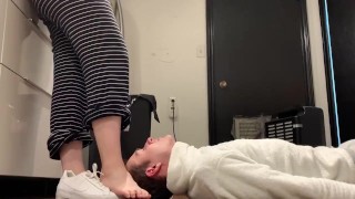 Sniffing girlfriend’s feet after she wears smelliest shoes