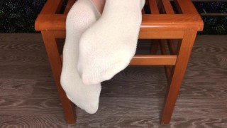 school girl in white and green socks fetish stinky foot