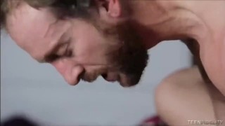 Dad can’t take it anymore gives her stepdaughter everything