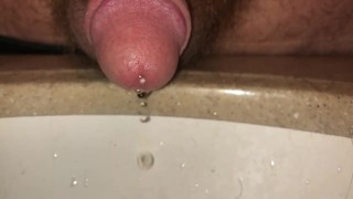 Pissing in Slow motion