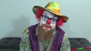 Tastes Like Carnie! Giant Clown Boppy has a taste for People! (Preview)