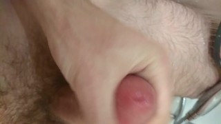дрочка в ванной с окончанием