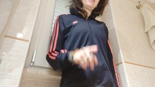 facciamo yoga tutti nudi e scoreggiamo