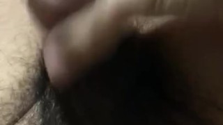 親にバレないようにオナニー ③