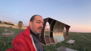 Mi mangio  mentre passeggio