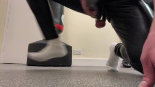 I'm on my Knees like a SLUT in LATEX SUIT ** HUGE SPERM FOUNTAIN **