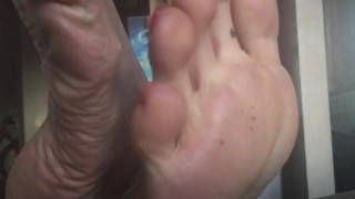Sexy dirty feet ignore and smoking. POV - OlgaNovem