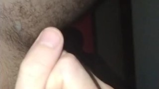 batendo uma e gozando