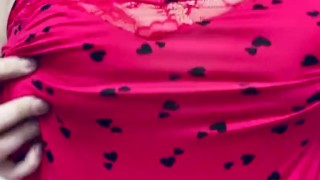 BBW PLAYS WITH HER SEXY HUGE TITS 