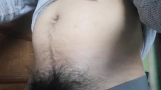 piss , pipi , baño,joven