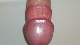 Sink masturbation 