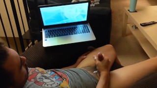 Long Distance Relationship: Button Gets Me Off from 3000 Miles Away!