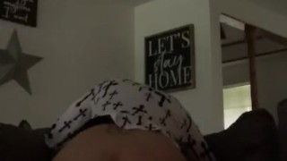Quickie on the couch 