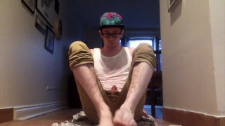 Hairy legs soaks his clothes with piss fountain