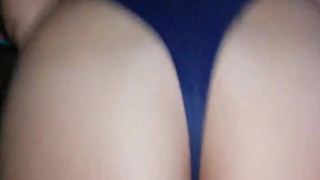 Rica cogida de mi amiga con sus tangas azules! 