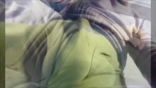 Horny hard bulge in tight leggings