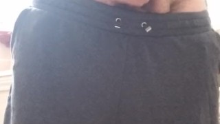 Crossdressing BHM wank and cum.