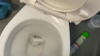 Got told off by my hot boss needed a wank and amazing cumshot 