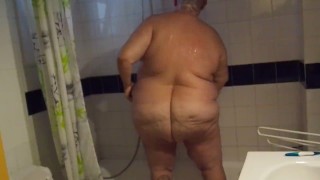 taking a shower in holidays in spain