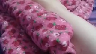 tici feet tici_feet @tici_feet in my bed, lilac toenails