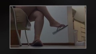 tici_feet tici feet dangling havaianas, red toenails - with sound (preview)