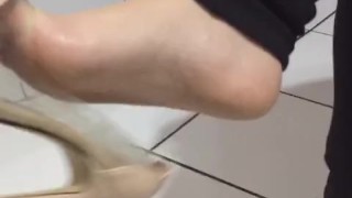 @tici_feet tici feet tici_feet dangling with saw sound (preview)