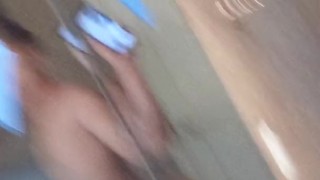 Shaking my cakes on the job!