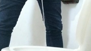 OLHANDO O AGROBOY BARBUDO MIJAR