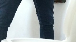 OLHANDO O AGROBOY BARBUDO MIJAR