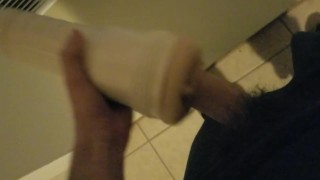 Fucking my fleshlight