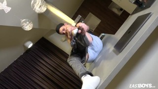 Straight Boy Gets Great Handjob