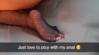 Anal slut fuckes her anal on snapchat