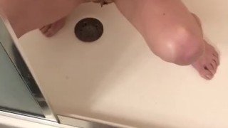 Pissing in the shower, plug to her ass