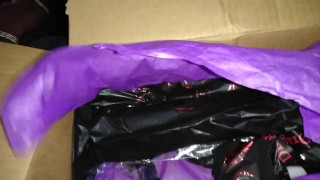 Bad Dragon Dildo Un-Boxing