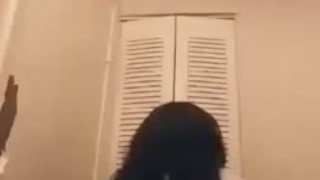Baby shaking that ass