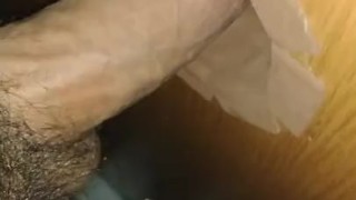 Boquete no gloryhole no Rio de Janeiro