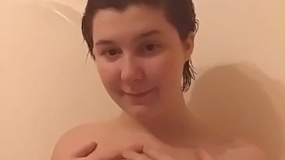 little s in the shower for daddy