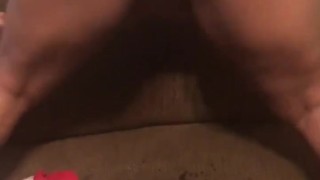 She had to piss while twerking 