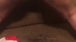 She had to piss while twerking 