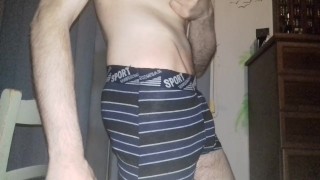 Talking and showing my ass and body 