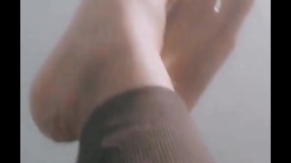 Can my feet help me pay my student debt? DL is $3.00