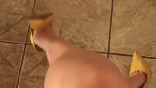 @tici_feet IG tici feet tici_feet walking and dangling yellow heels