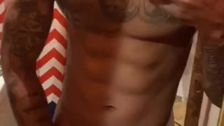 Sexy hot guy wit hot body bust a huge LOAD